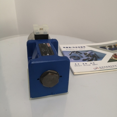 4we10d50/Eg24n9K4/M R901278760 Соленоидный направляющий клапан для ректрота и производительности
