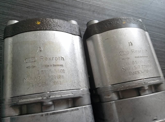 Гидравлический насос 705-55-34160 Продажа подъемных машин Политика возврата отсутствует